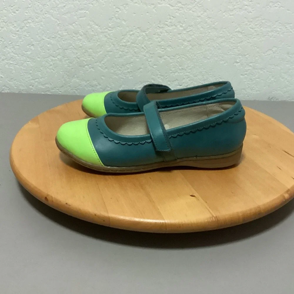 LIVIE & LUCA Teal Neon Green Patent Toe Strap Mary Jane‎ Shoes Kids Size 1